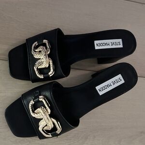 Steve Madden Black Slide Sandals with Gold Chain Accent Size 7.5